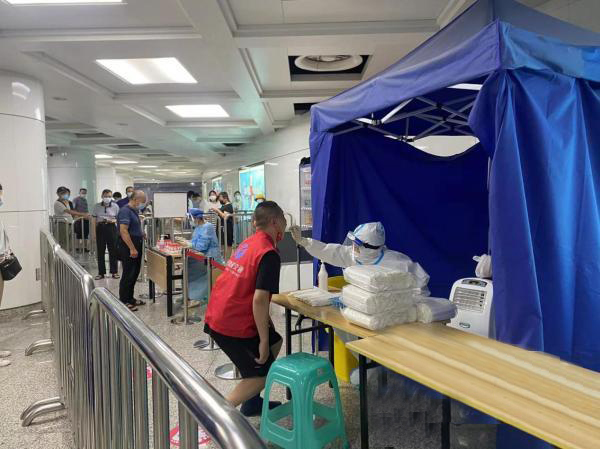 Ang istasyon ng subway sa Ningbo ay maaari ding masuri para sa nucleic acid at bukas dalawang beses sa isang araw