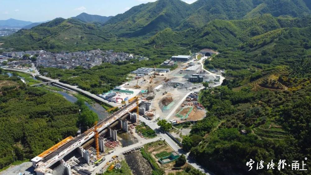 Ang Xikou Station ng Jinyong Railway, 10 minutong biyahe mula sa magandang lugar, ay magbubukas sa susunod na taon