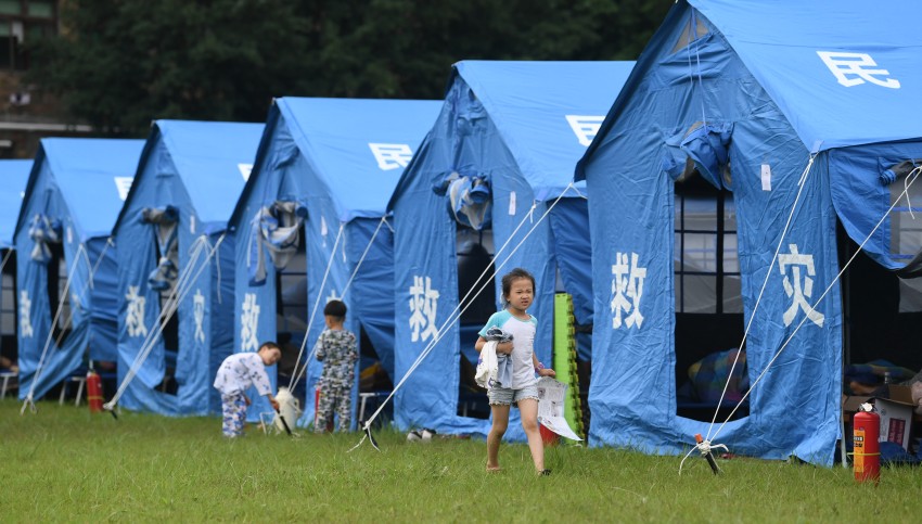 Paraan ng pag-set up ng tent para sa tulong ng kalamidad