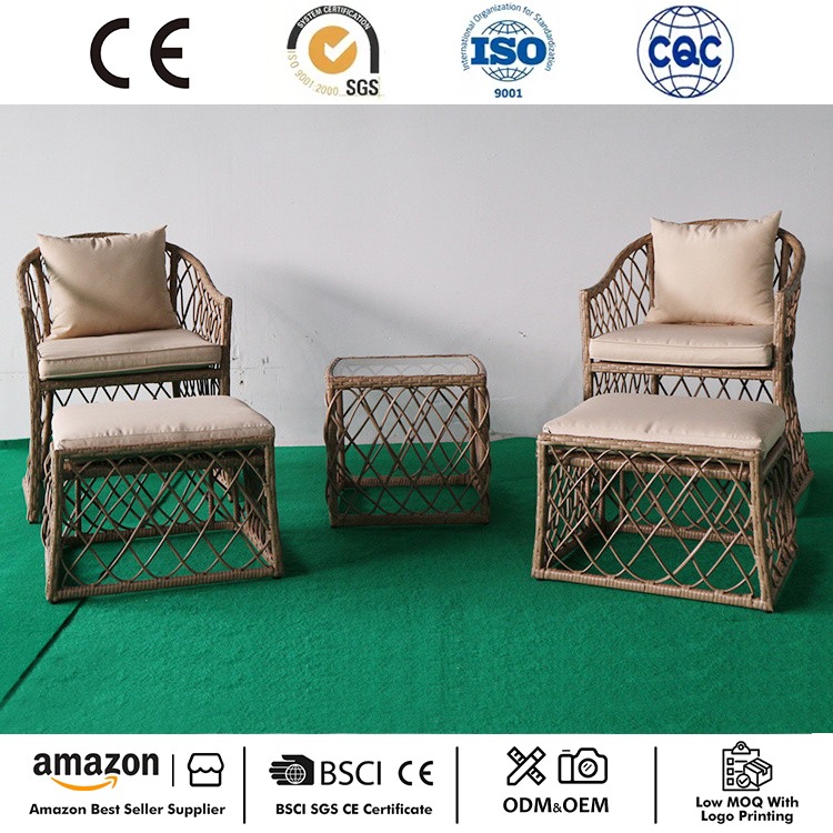 Bagong PE Wicker Seating Group na may mga Cushions